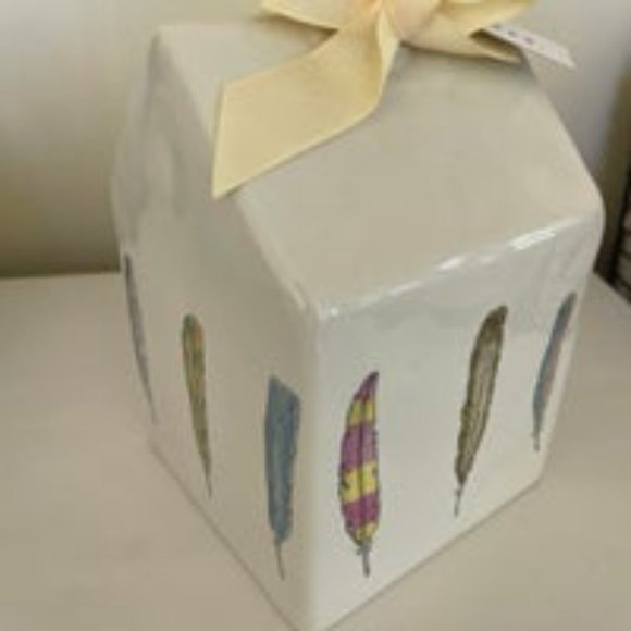 Rae Dunn Feather Birdhouse - Picture 2 of 3